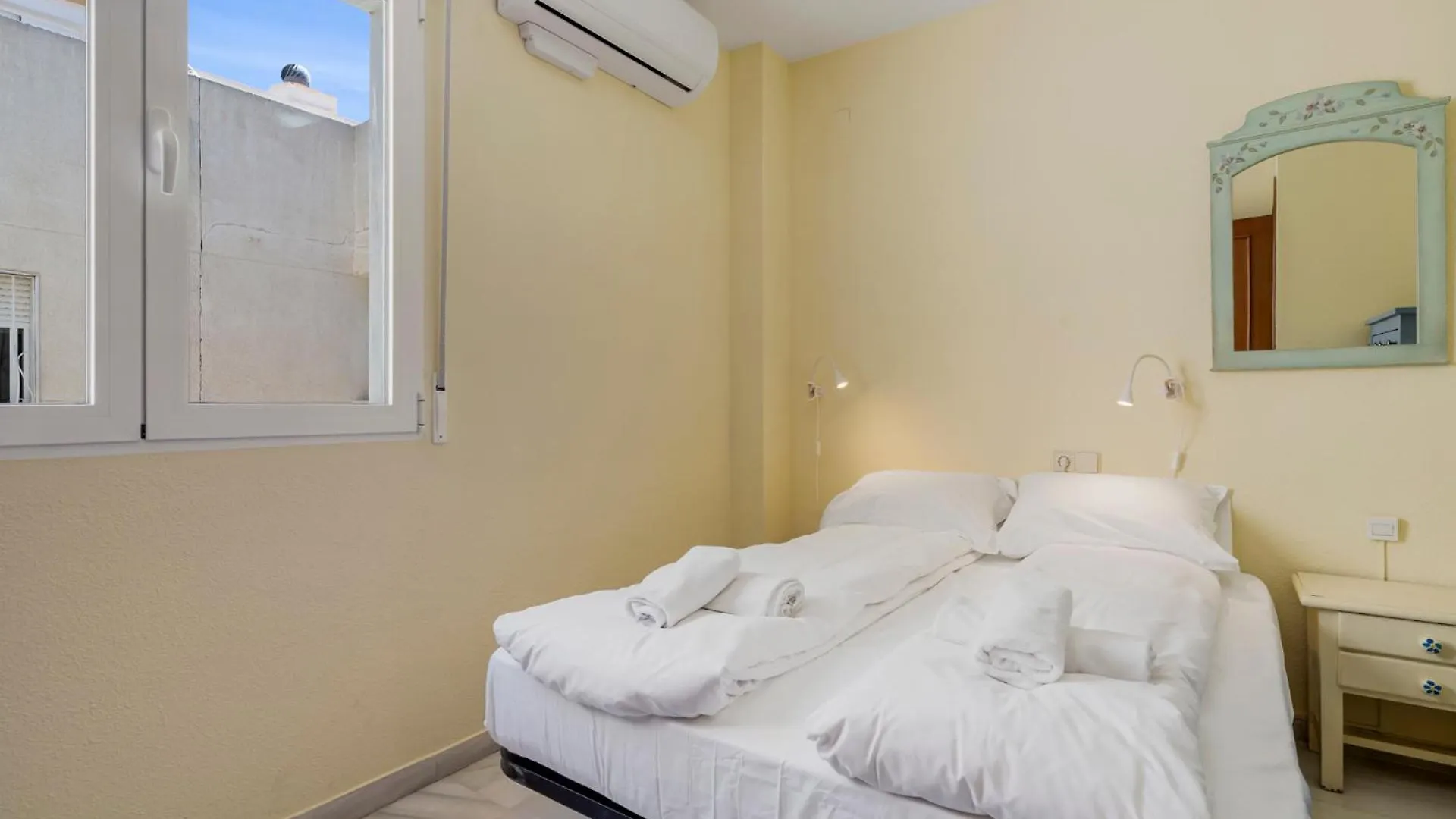 Los Boliches Sunny Apartment By Costarentals - Ref 120 Fuengirola