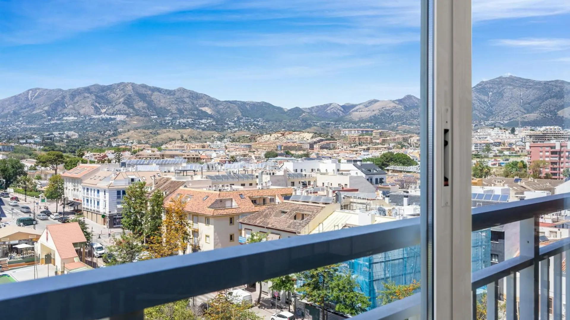 Los Boliches Sunny Apartment By Costarentals - Ref 120 Fuengirola